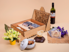 Quà tặng sinh nhật sếp nữ nên tặng gì để sếp ưng ý?