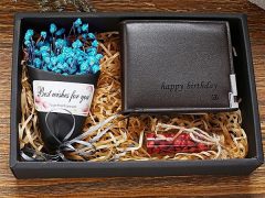 Quà tặng sinh nhật sếp nam nên tặng gì để sếp hài lòng?