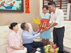 Quà Tết doanh nghiệp theo ngân sách 2027: chia tiền thế nào để món quà xứng với từng người nhận