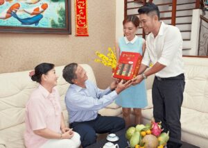 Quà Tết ra mắt nhà người yêu